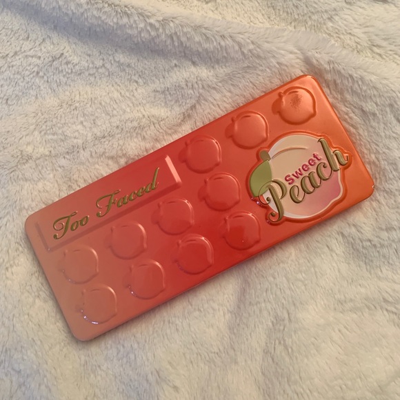 Too Faced Sweet Peach Palette - Picture 1 of 2
